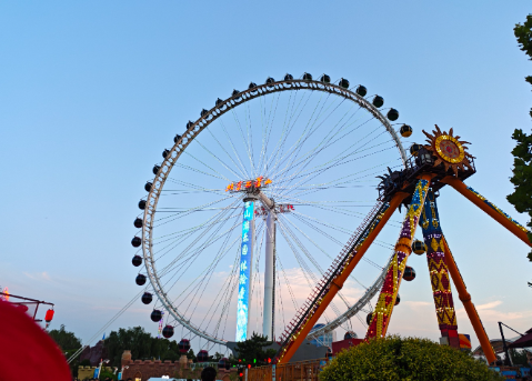 游樂(lè)園1.png 游樂(lè)園1.png